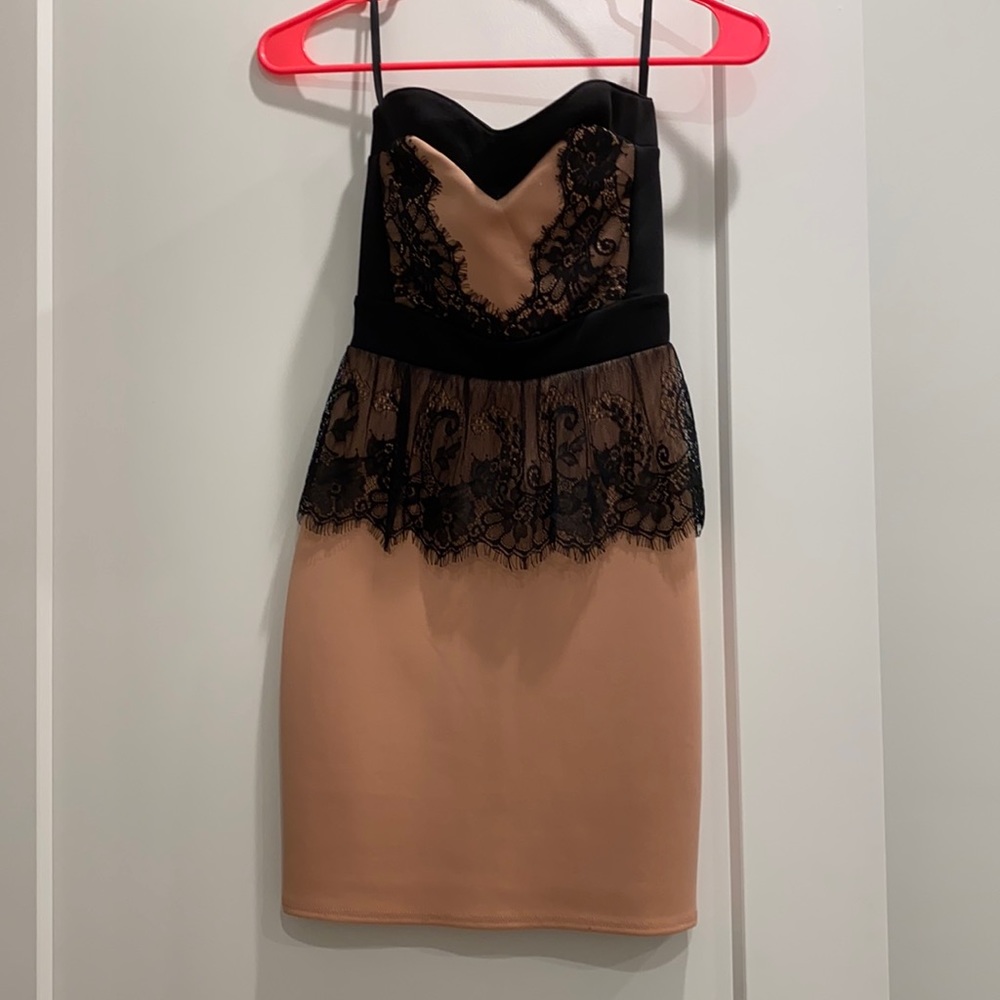 Arden B strapless XS cocktail dress w/ lace detail
